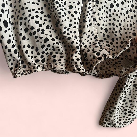 Black & Neutral Grayish-White Dalmatian/Scattered Leopard Blouse W/Flared Sleeve - Picture 7 of 8